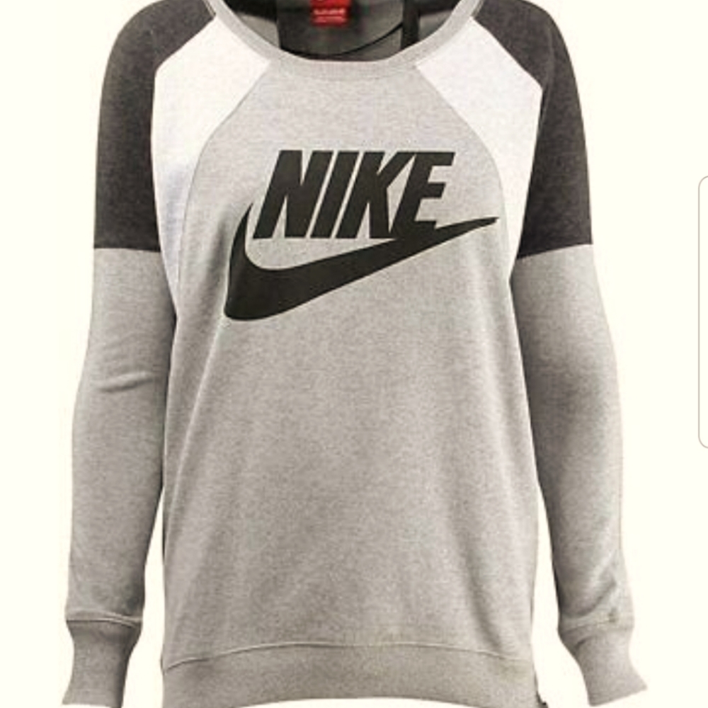 Nike sweatshirt